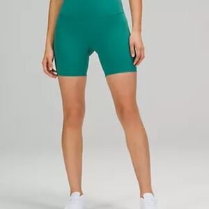 Lululemon Wunder Train High-Rise Short 6"